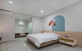 Cove Bona Sort Pasar Baru